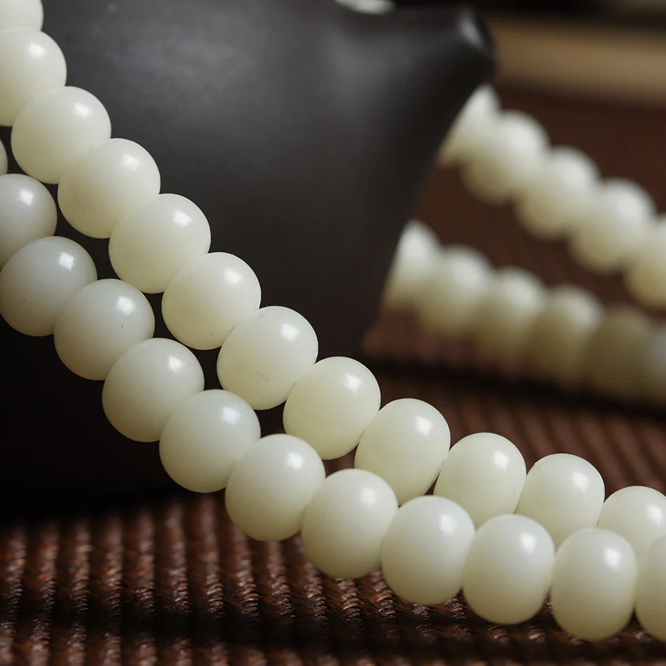 108 Mala Beads White Jade Bodhi Bracelet with Five-Layer Lotus Charm